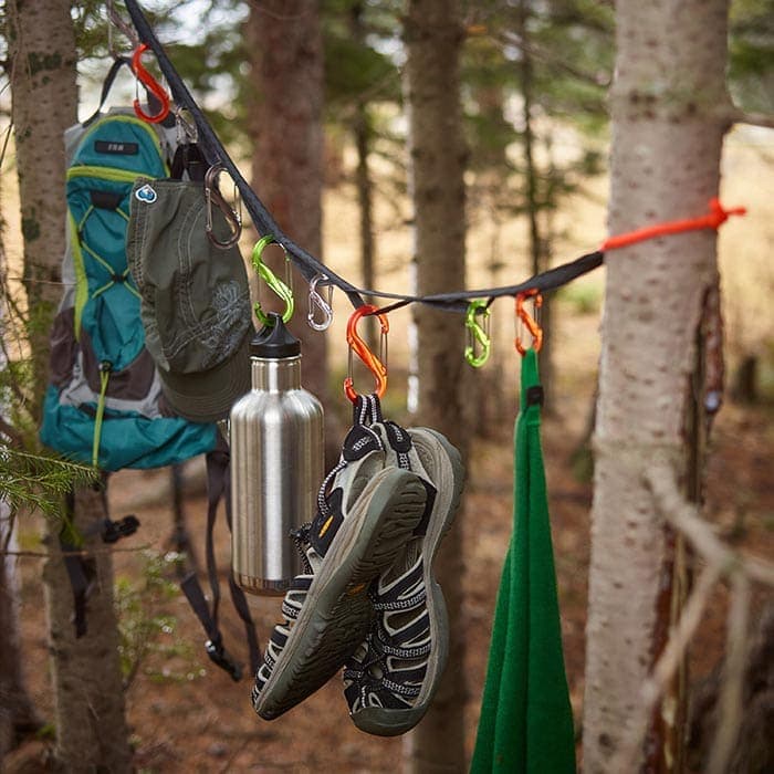 Camping gears attached to a gearline