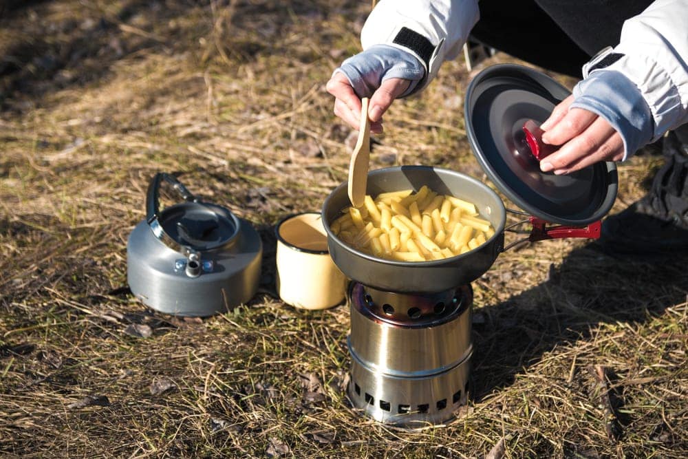 Cooking a pasta as a camping food