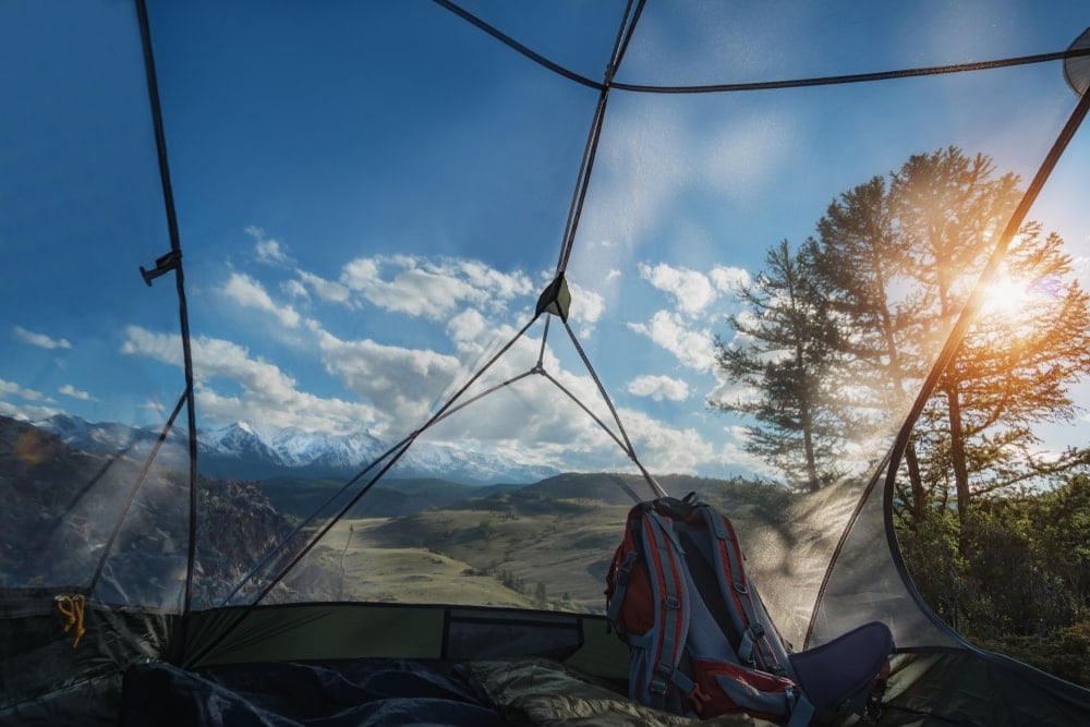 Camping tent with a screen