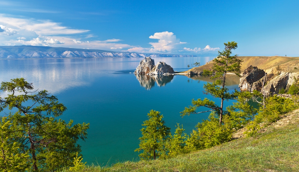 Lake baikal full of wolves